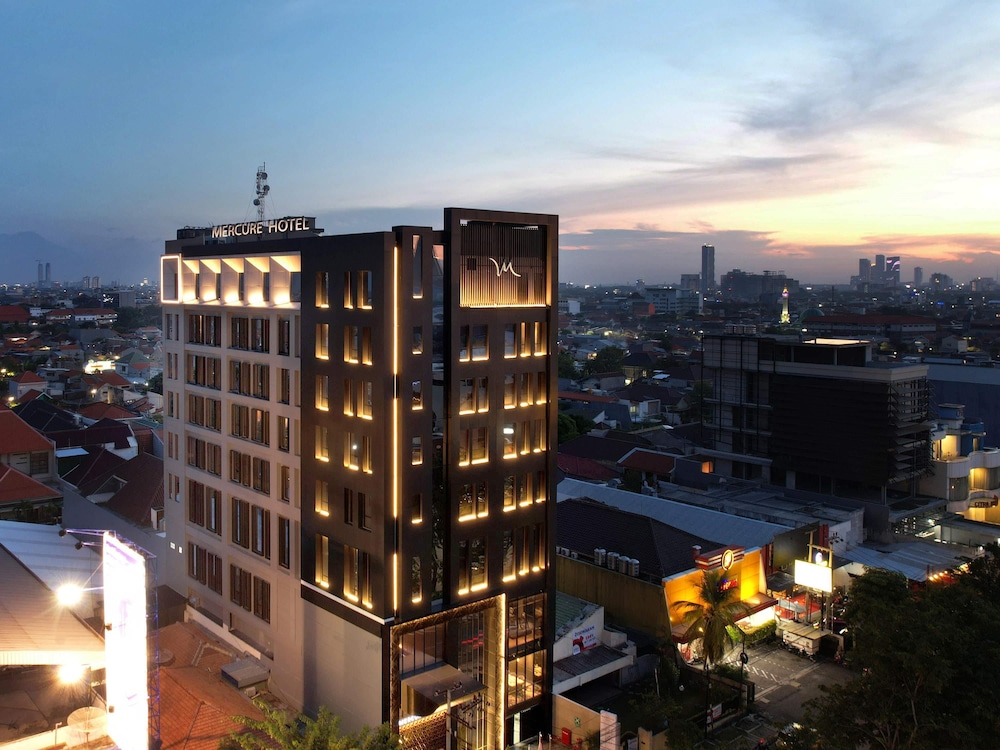 Mercure Surabaya Manyar (ex Everbright Hotel) 2/32