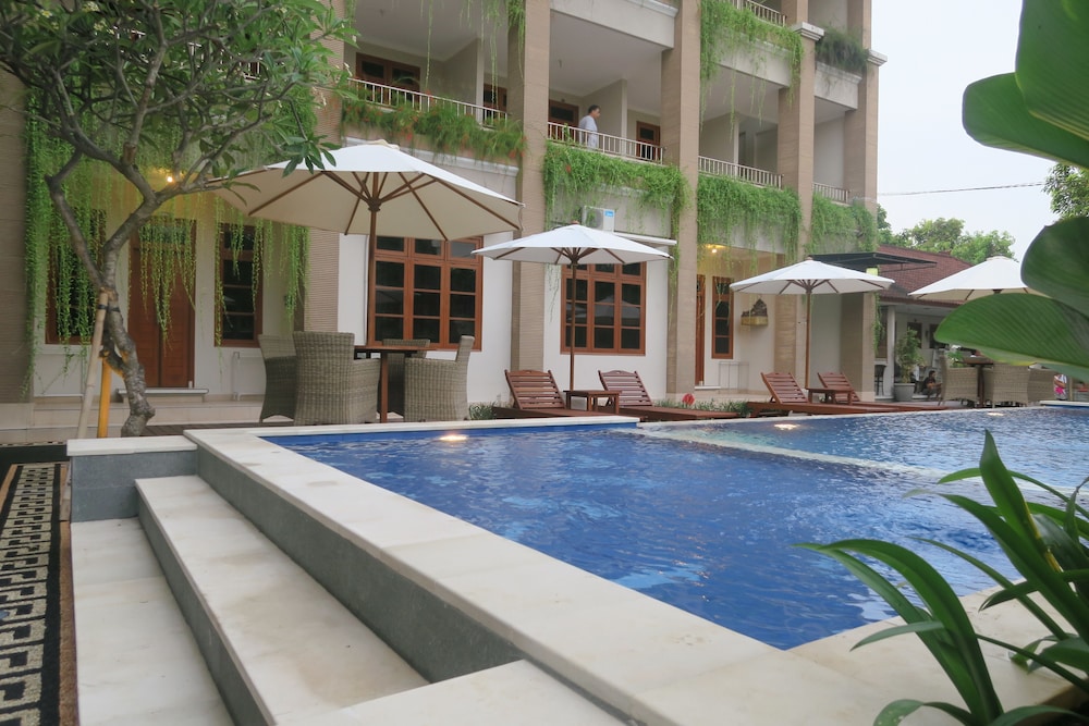 Pondok Anyar Inn 40/50