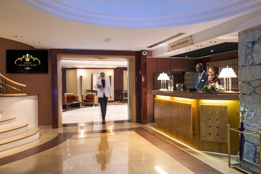 lobby