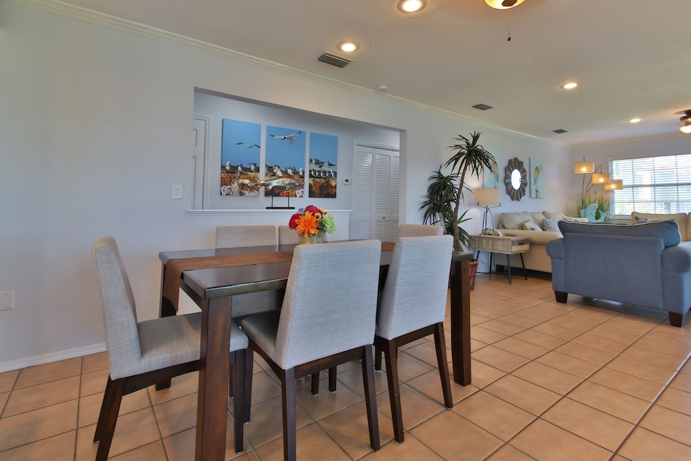 Tradewinds Beach Resort 43/68