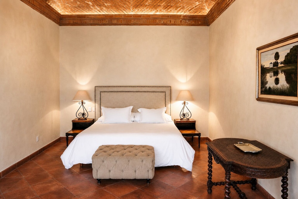 Premier, Suite, King Bed
