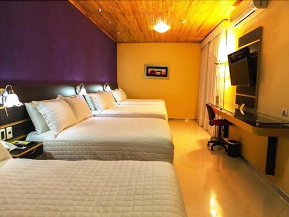 MARAMBAIA HOTEL 9/66