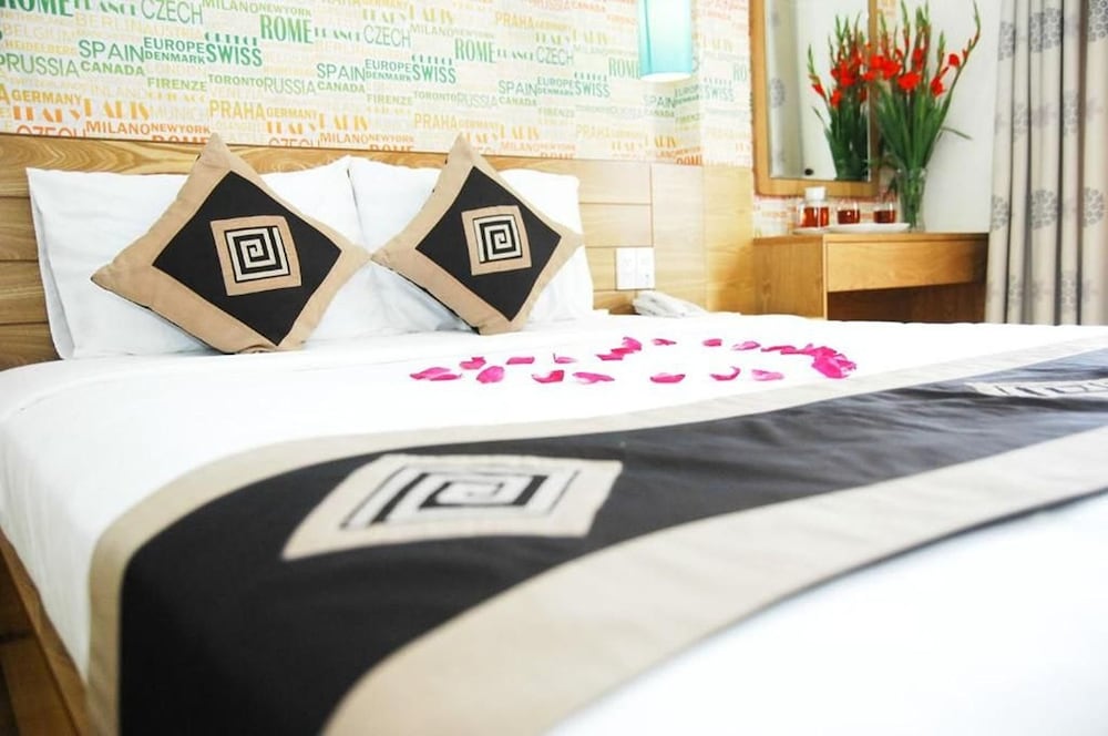 Ailen Garden Hotel 7/48