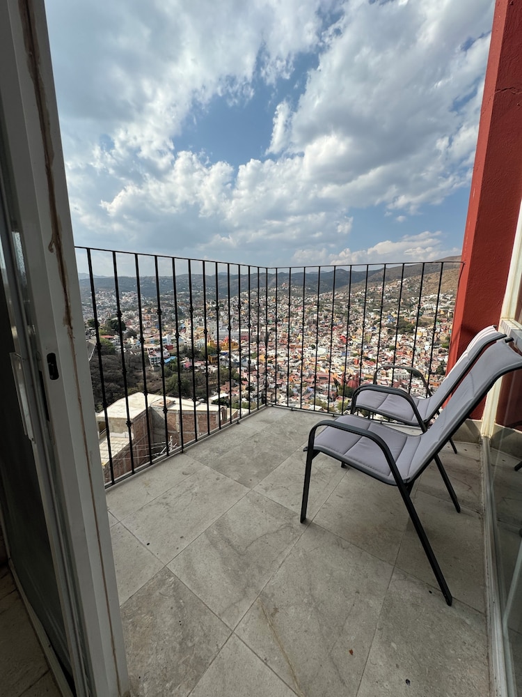 La Vista Hotel 23/50