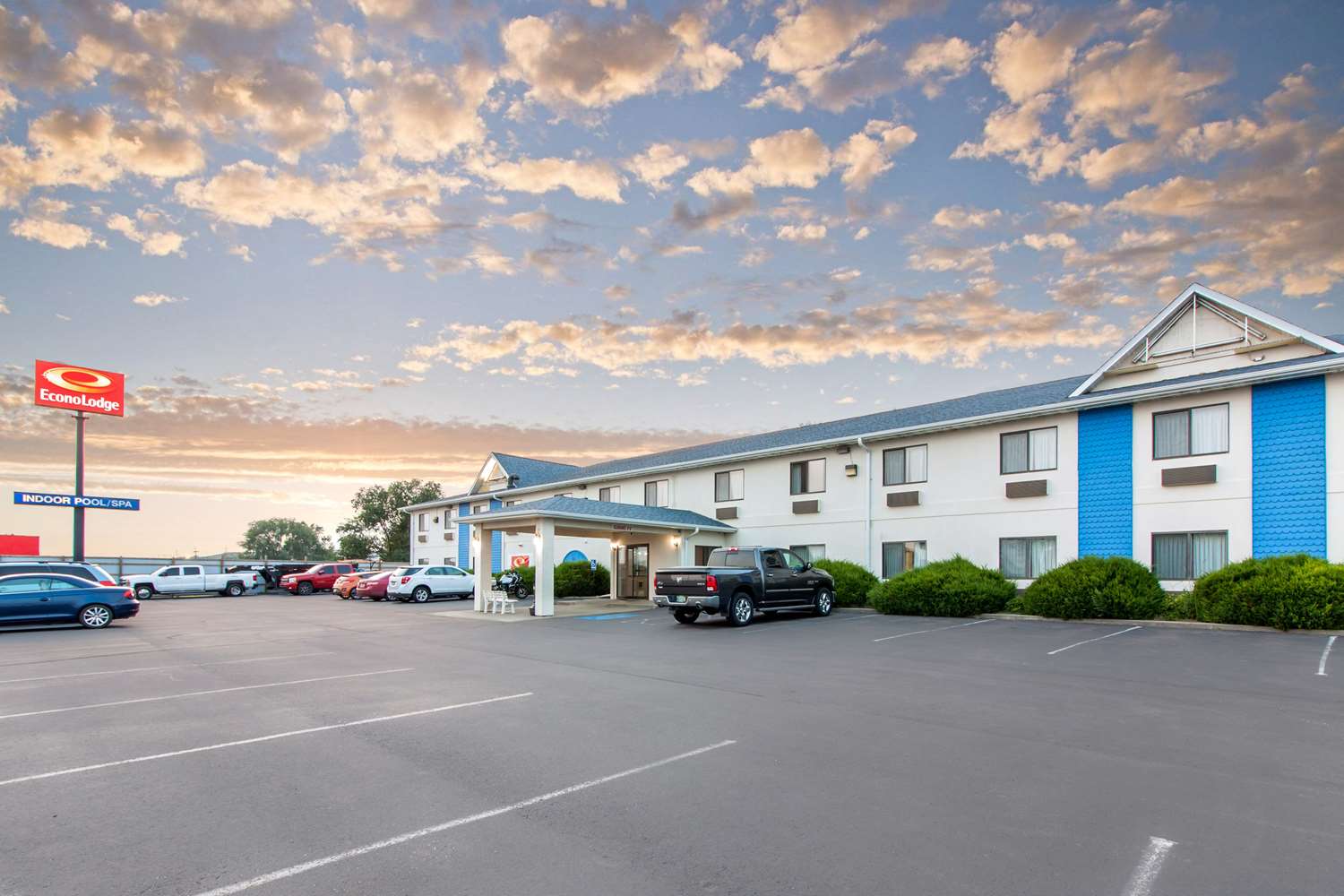 Econo Lodge Oacoma - Chamberlain West 10/12