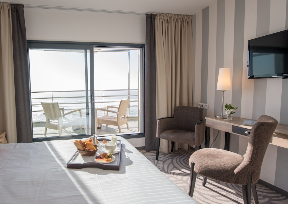 Atlantic Hotel 31/46