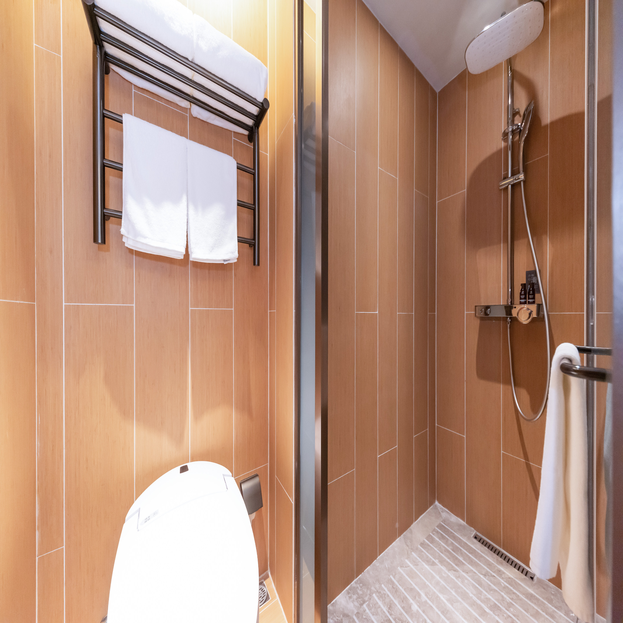 Ji Hotel Shanghai People's Square Nanjing Road Pedestrian Street 42/46