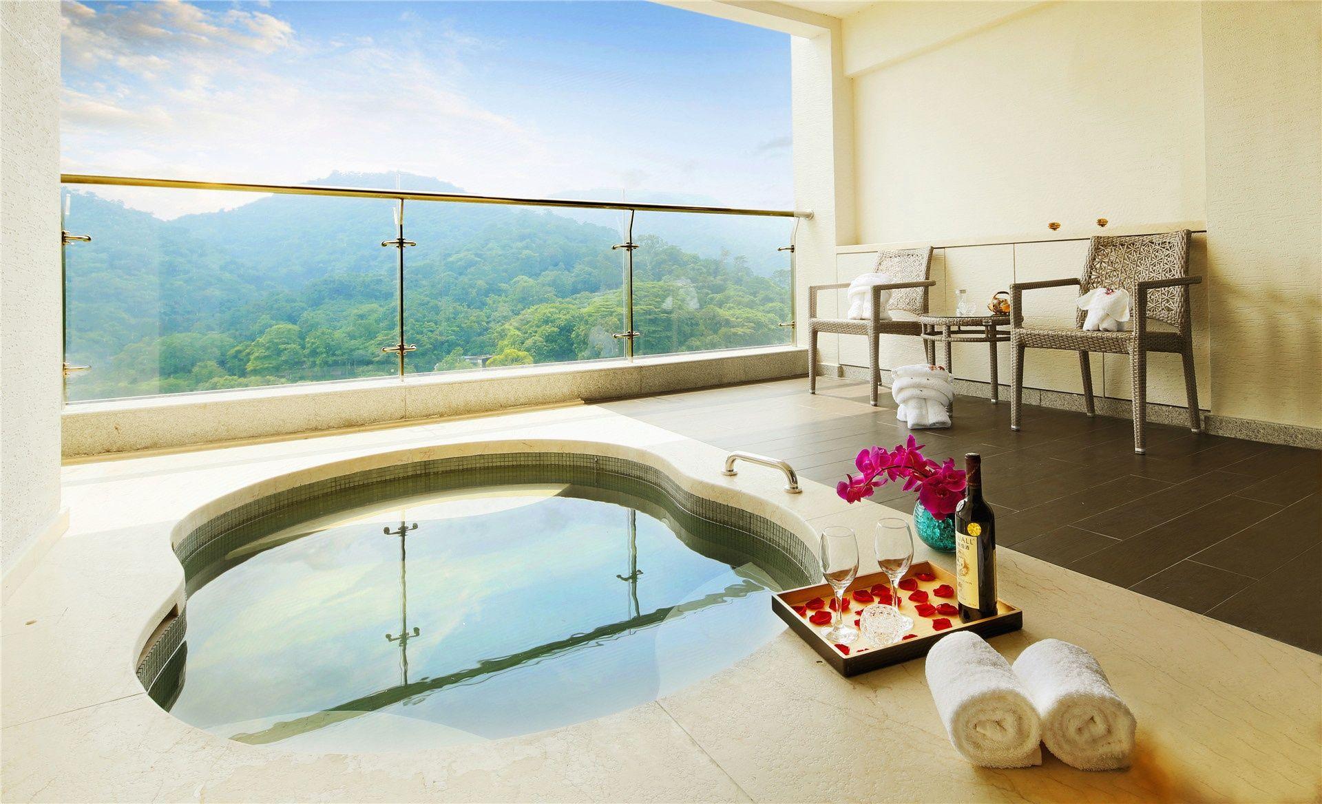Biquan Kongzhong Hot Spring Hotel 25/37