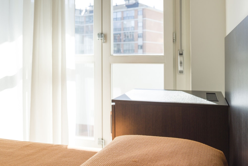 Hotel Sharing 19/67