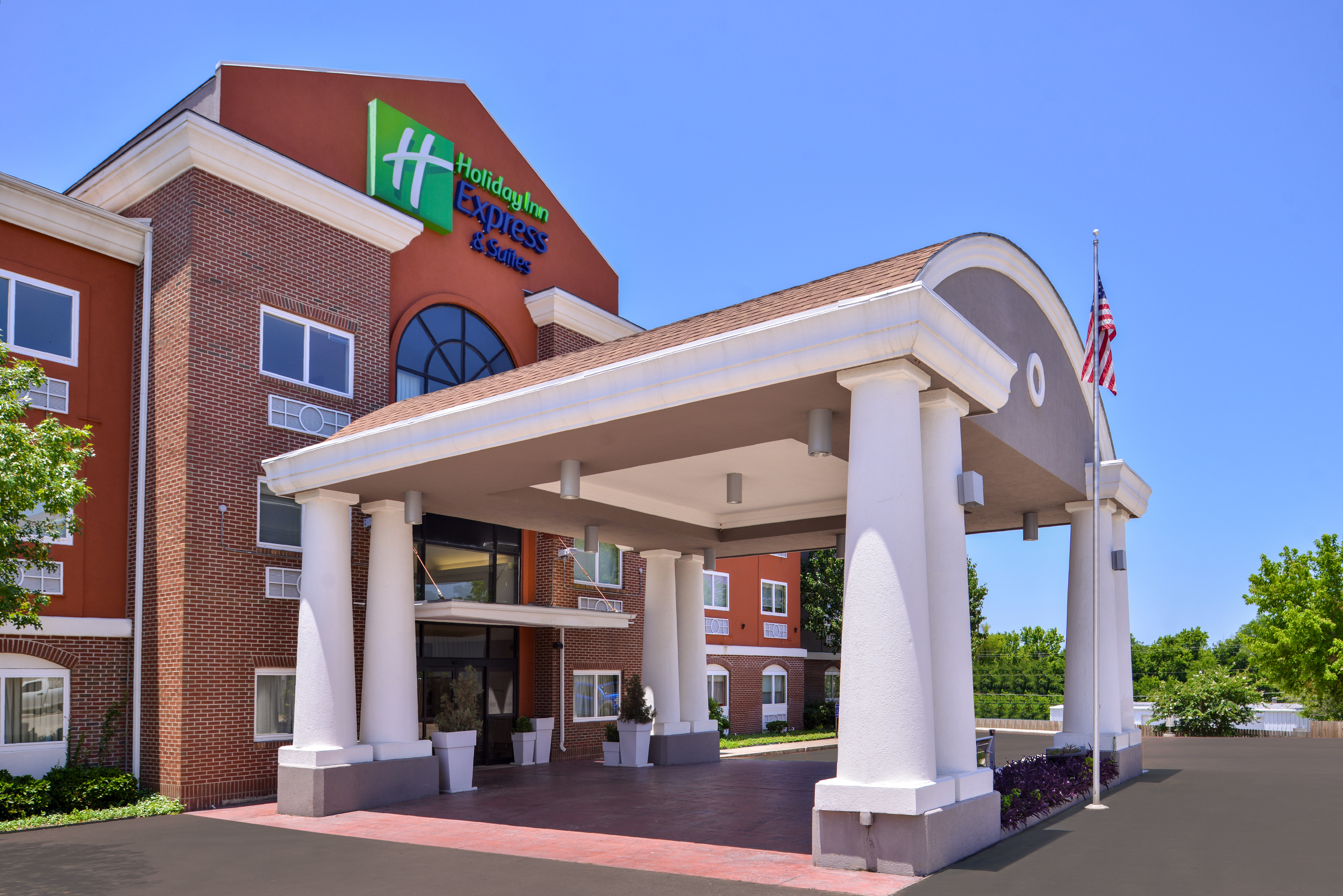 Holiday Inn Express Hotel And Suites Elgin 9/57