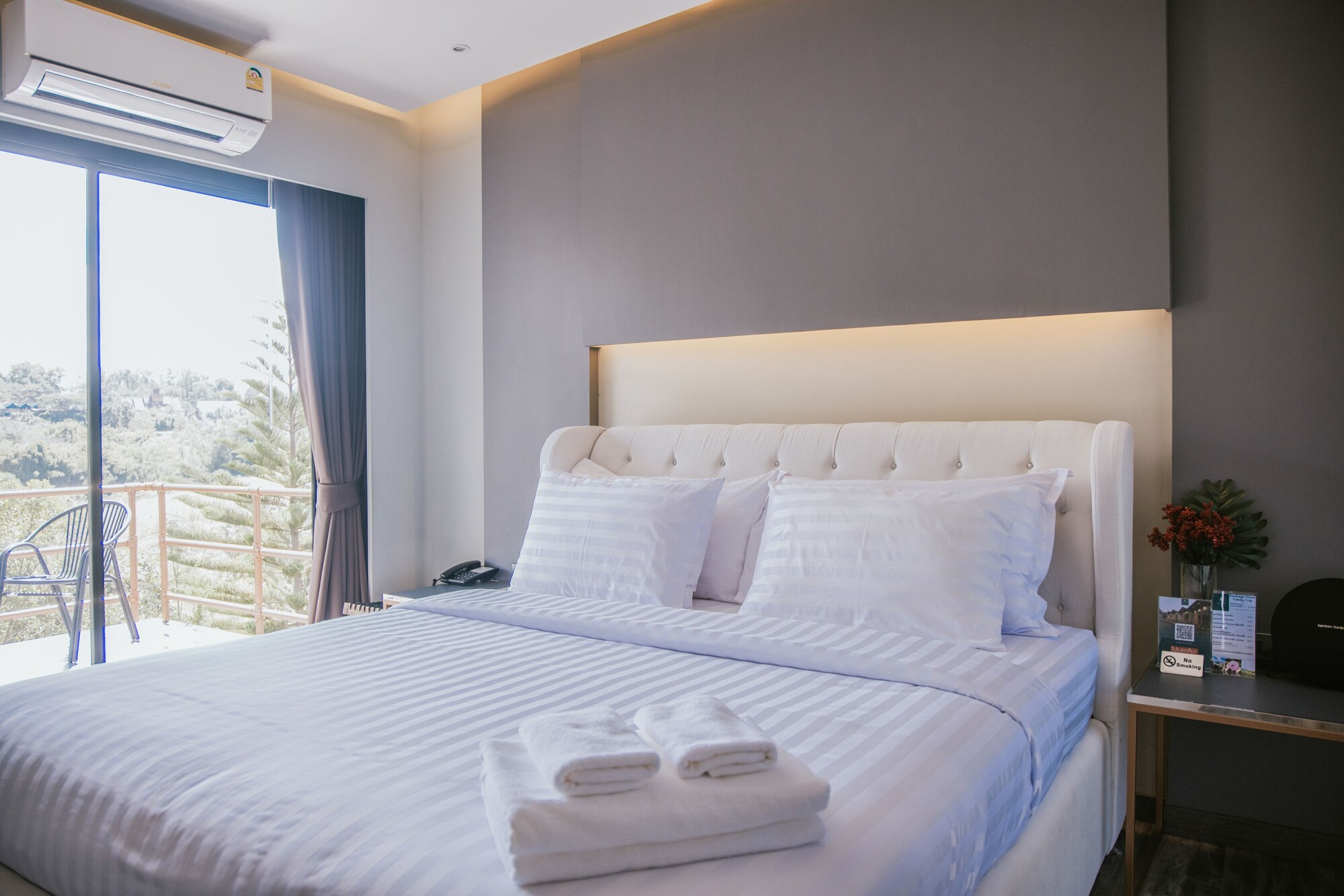 1 Bedroom, Exclusive, Loft, Queen Bed, Resort View