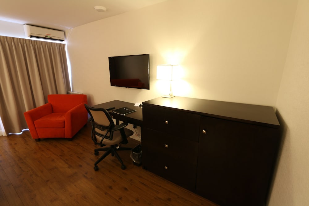 Classique Hotel 56/65