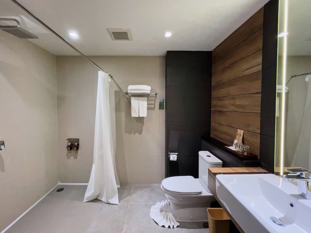 The Teak Hotel Mae Sot 47/50
