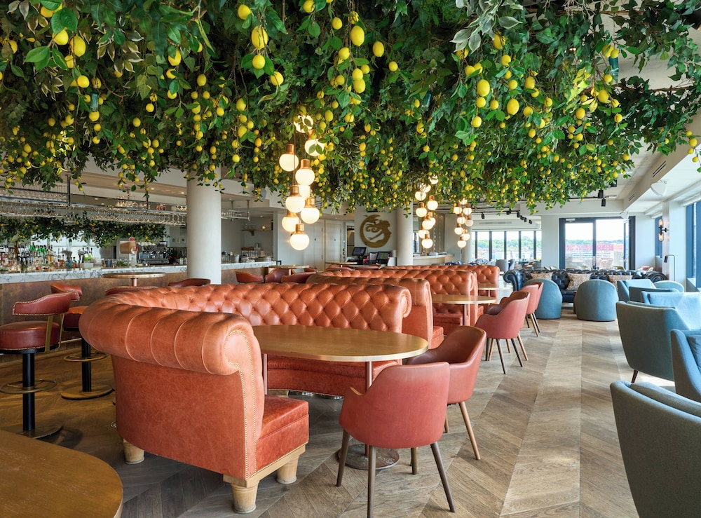 Southampton Harbour Hotel 58/71