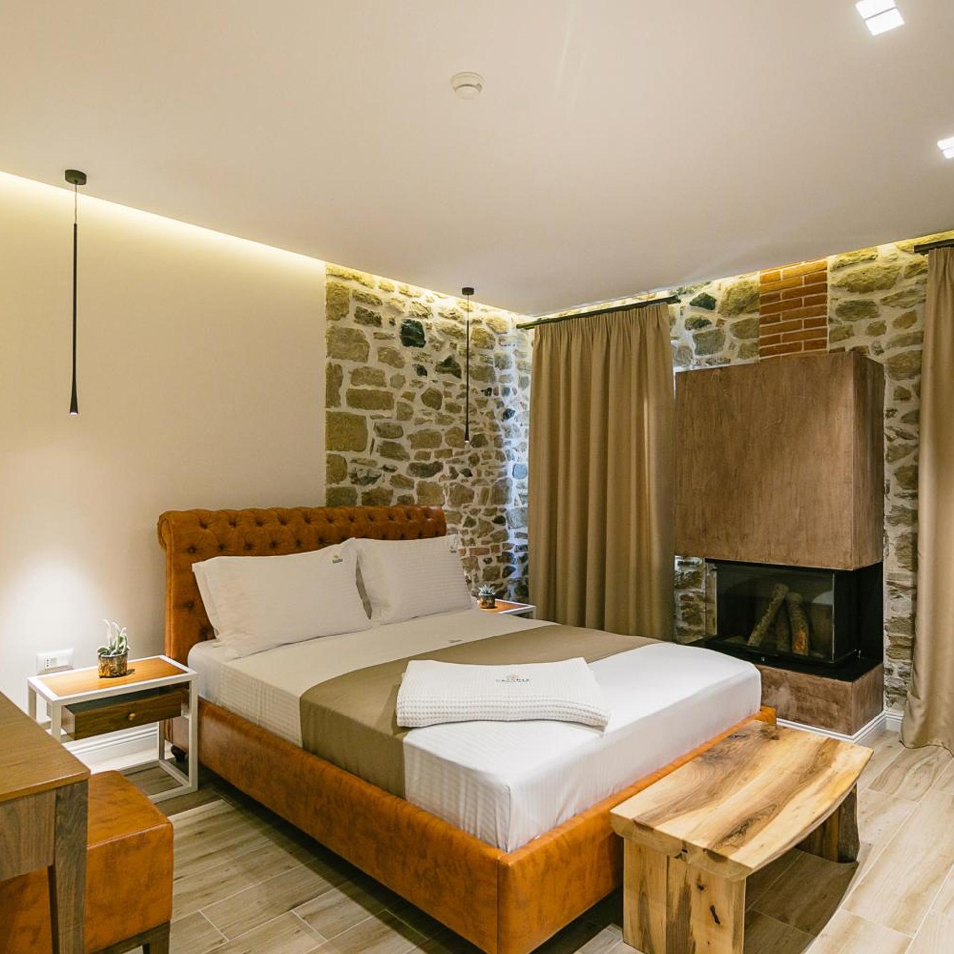 Vecchia Boutique Hotel 30/69