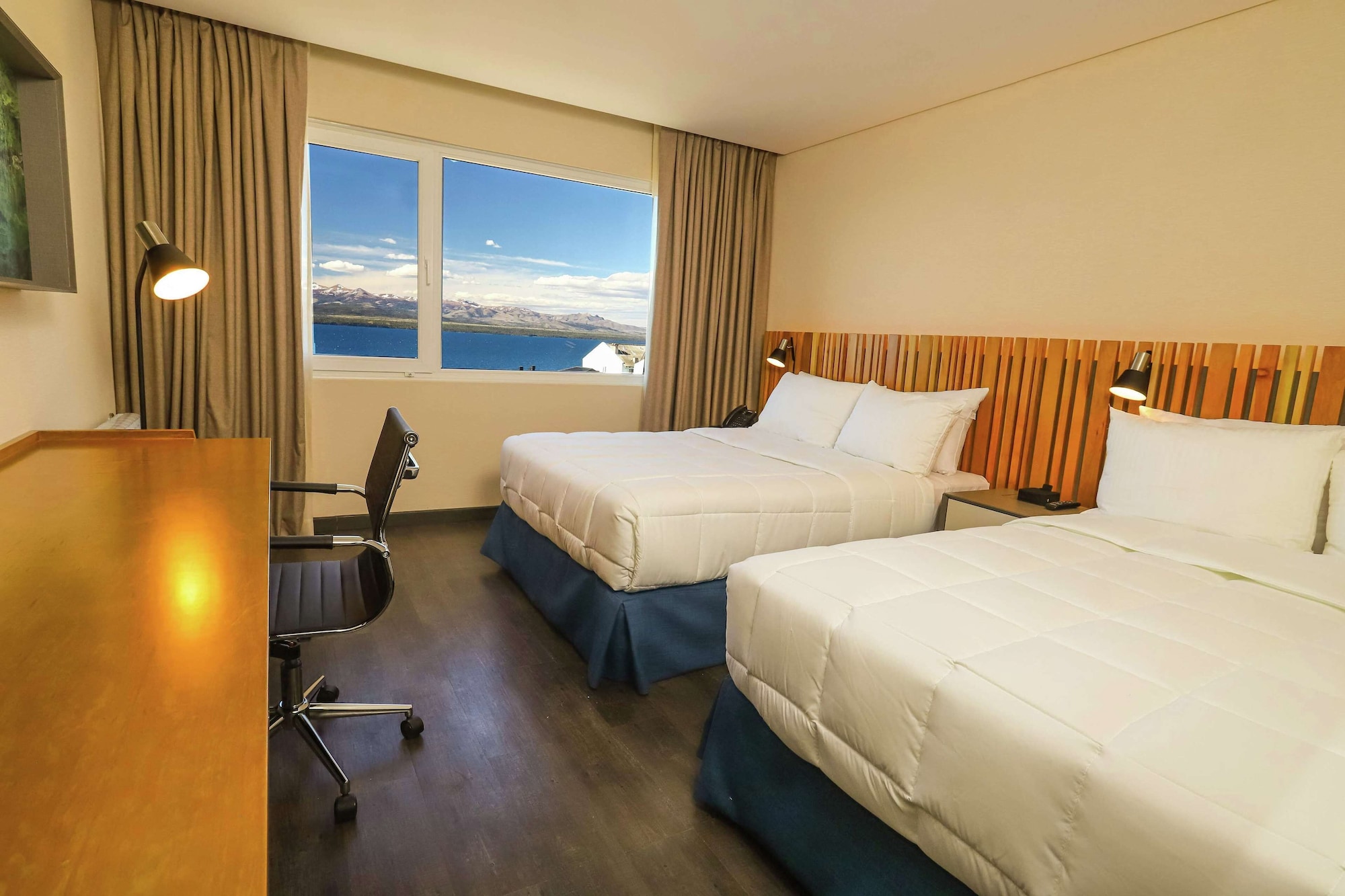 room, 2 double beds, lake view