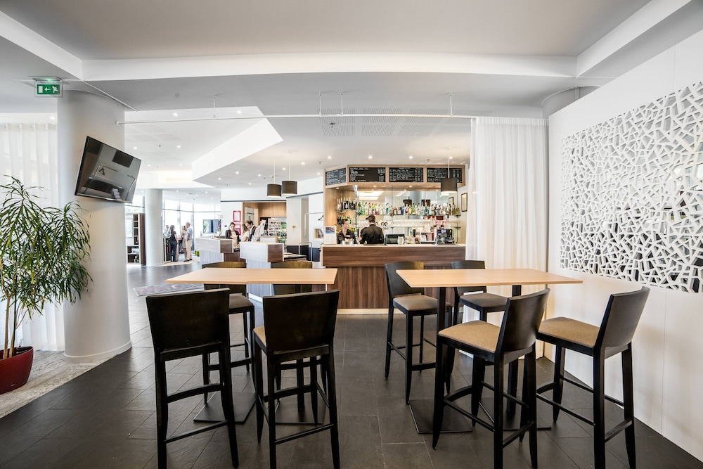 COURTYARD BY MARRIOTT TOULOUSE AIRPORT 29/37