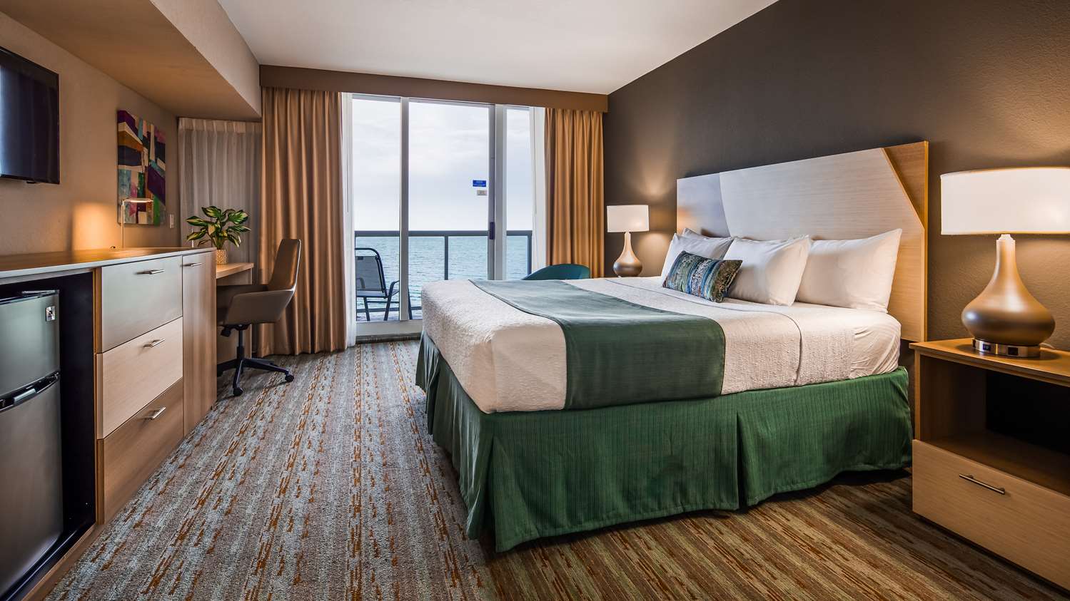 Ocean, King Bed, Balcony