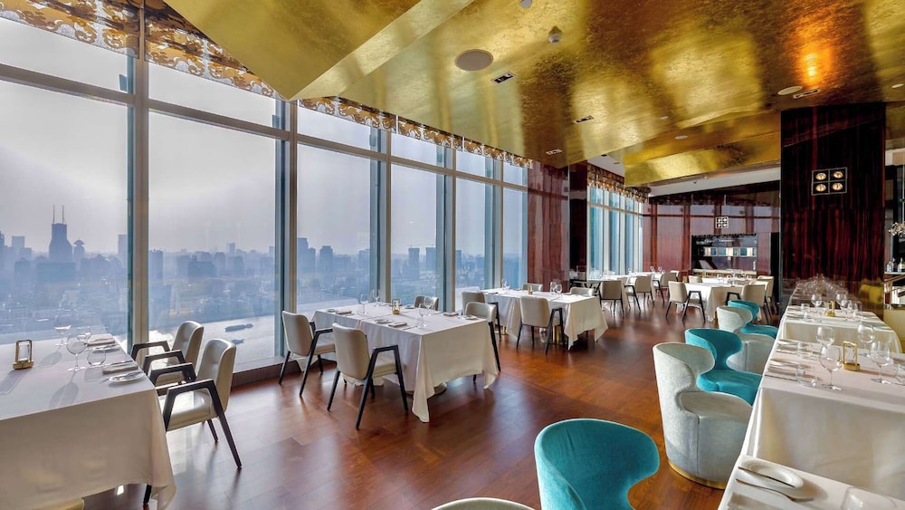 Pudong Shangri La 60/77