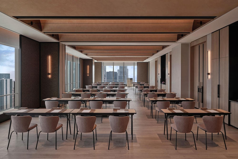 Andaz Nanjing Hexi 45/50