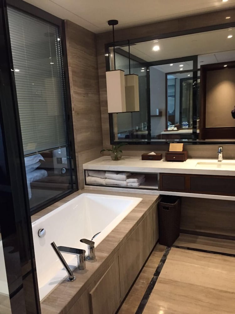 The Tang Hotel Jiayu Wuxi 50/50
