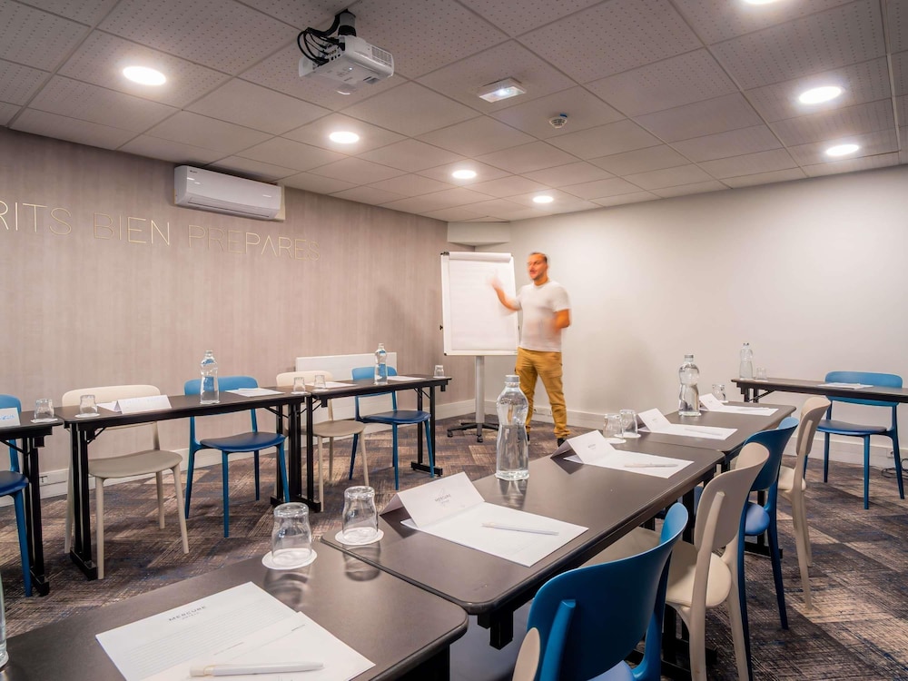 Mercure Paris Montparnasse Pasteur 47/73
