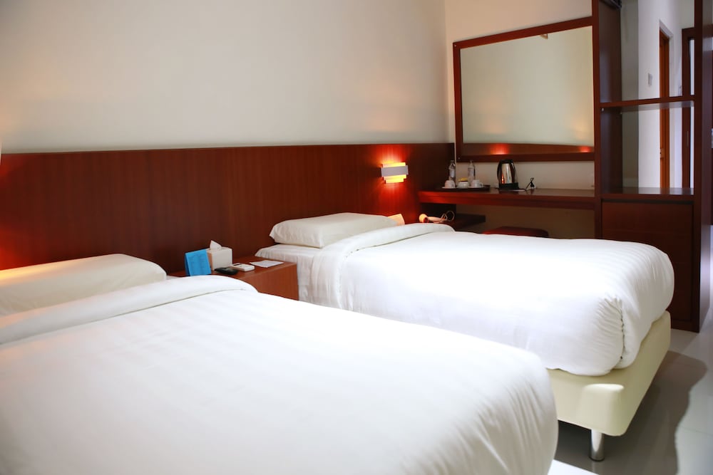 Aviari Hotel 14/17