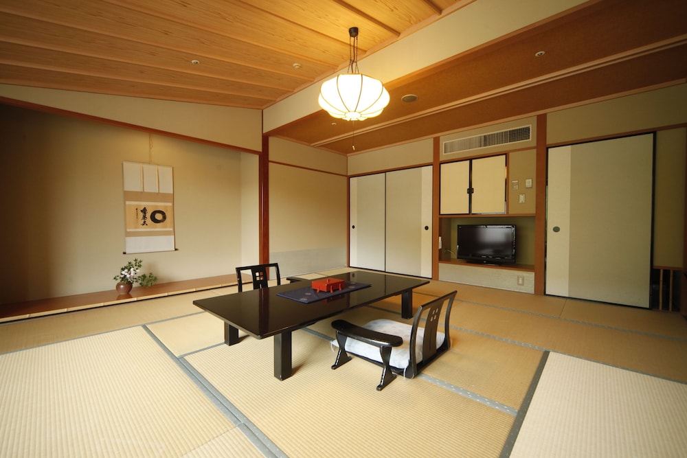 Kotohira Onsen Kotosankaku 44/64