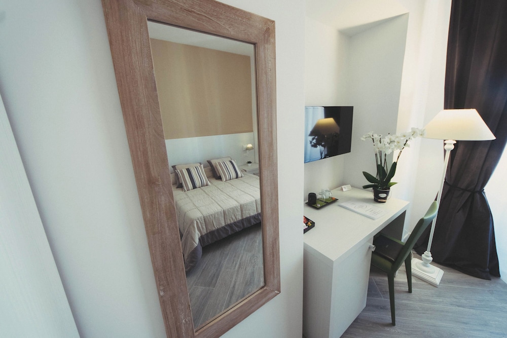 Vantaggio Suites & Apartments 26/39