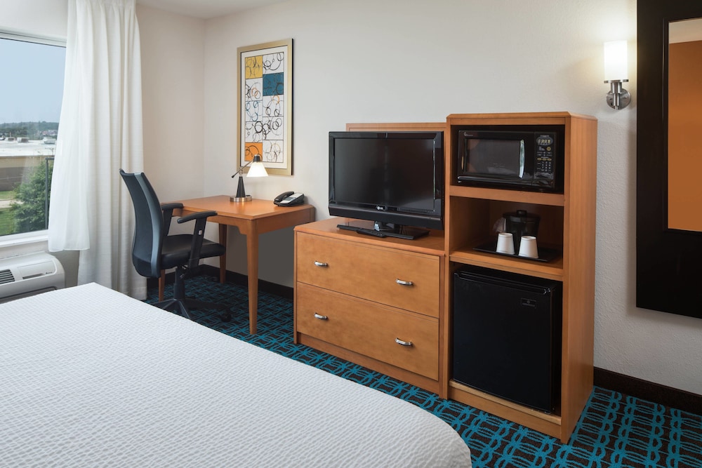 Fairfield Inn And Suites Conway 12/33