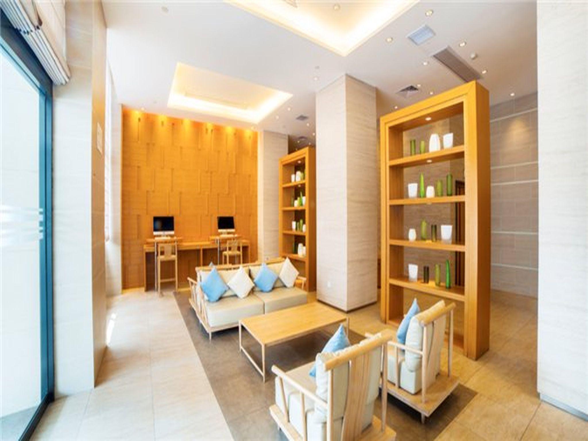Ji Hotel (Shanghai Railway Station Tianmu West Road) 31/41