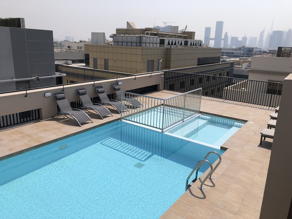 Azur Regency Hotel Apartments 31/43