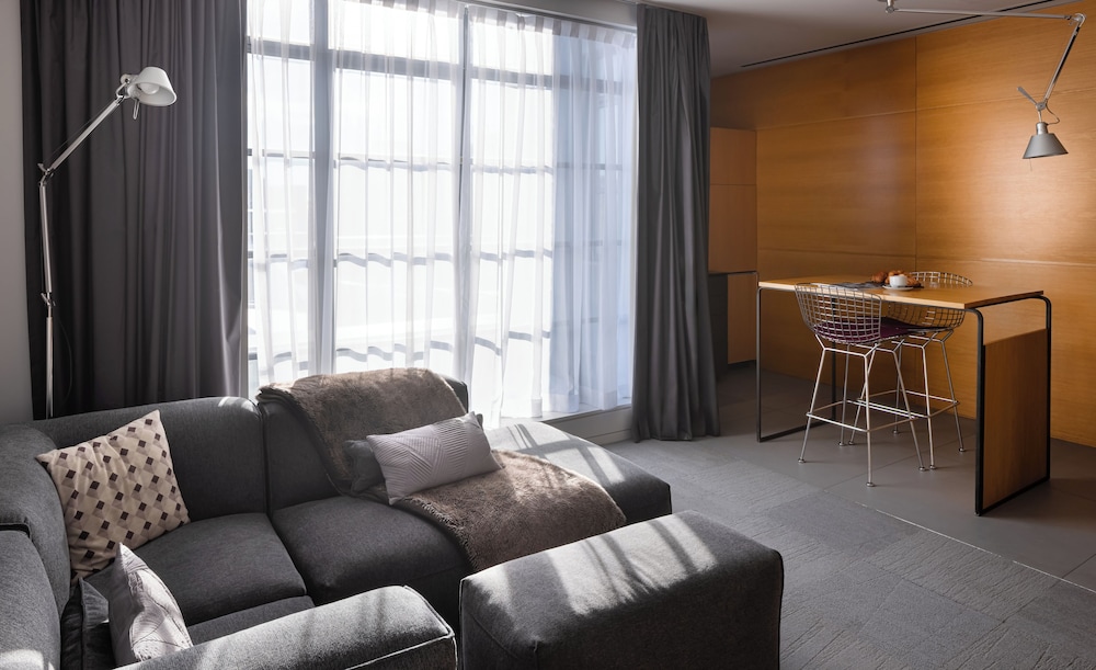 Hotel Gault 54/78