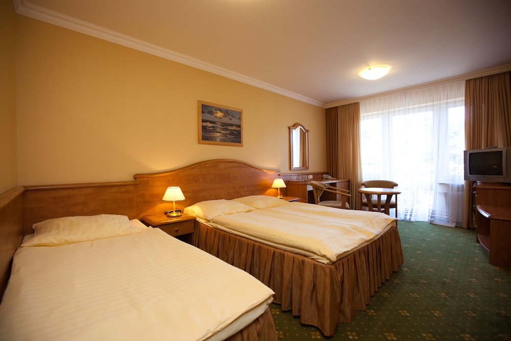 Hotel Polaris Iii 15/64