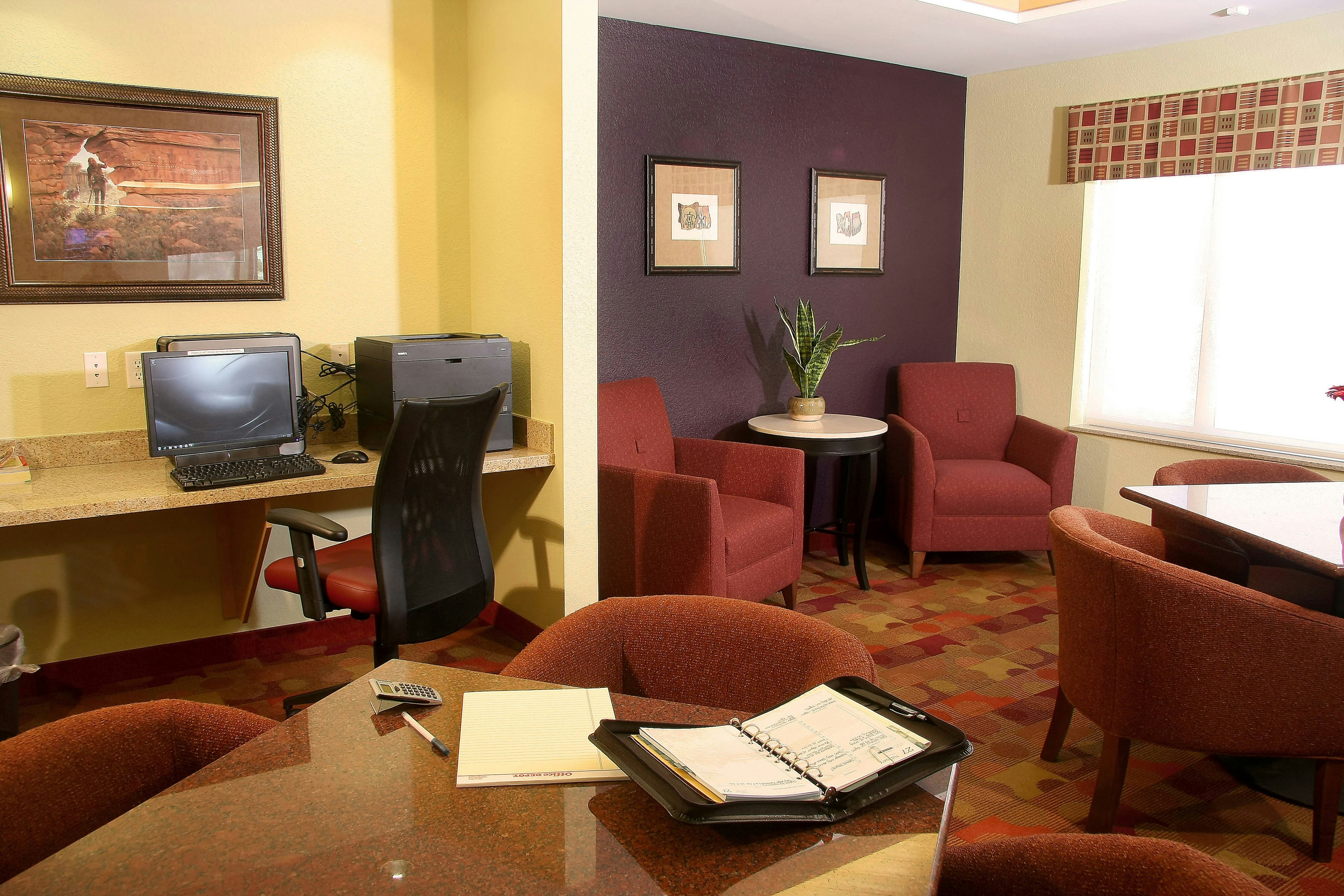 Towneplace Suites By Marriott Farmington 11/13