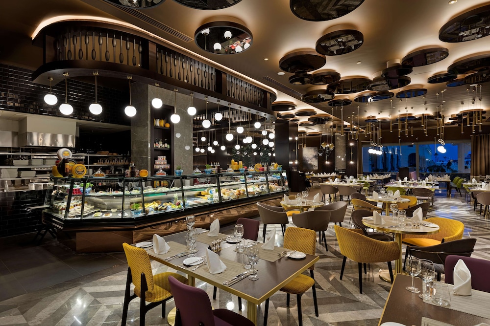 Mardan Palace 62/78
