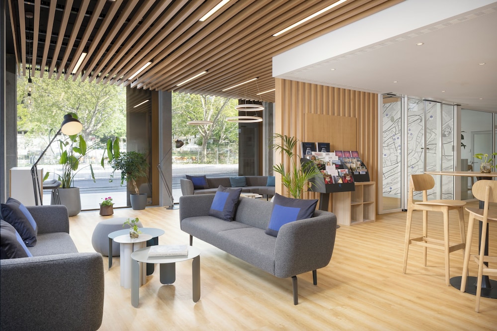 Holiday Inn Express and Suites Sion By IHG 27/50