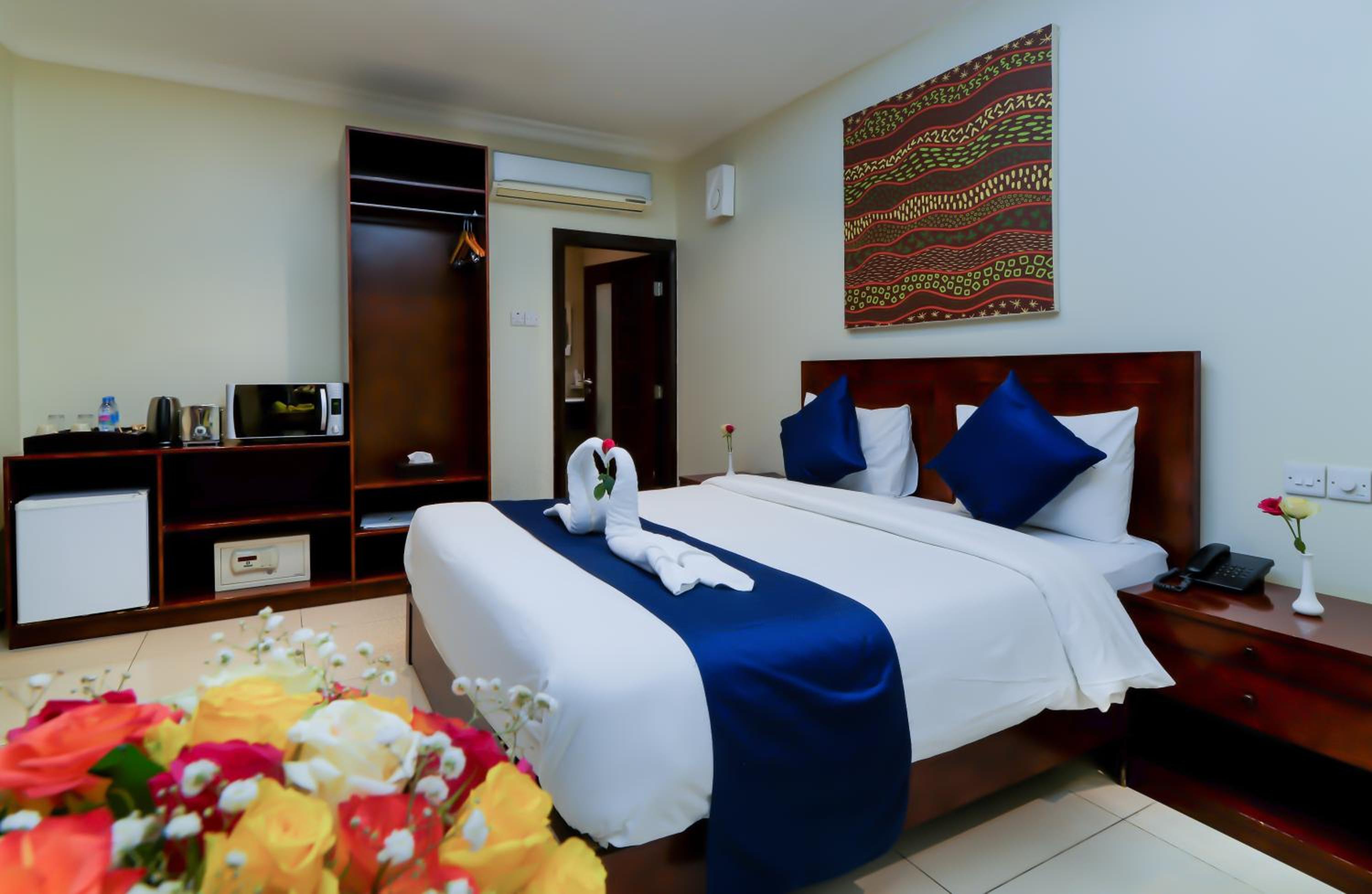 Studio, Tanzanite Executive Suites 6/10