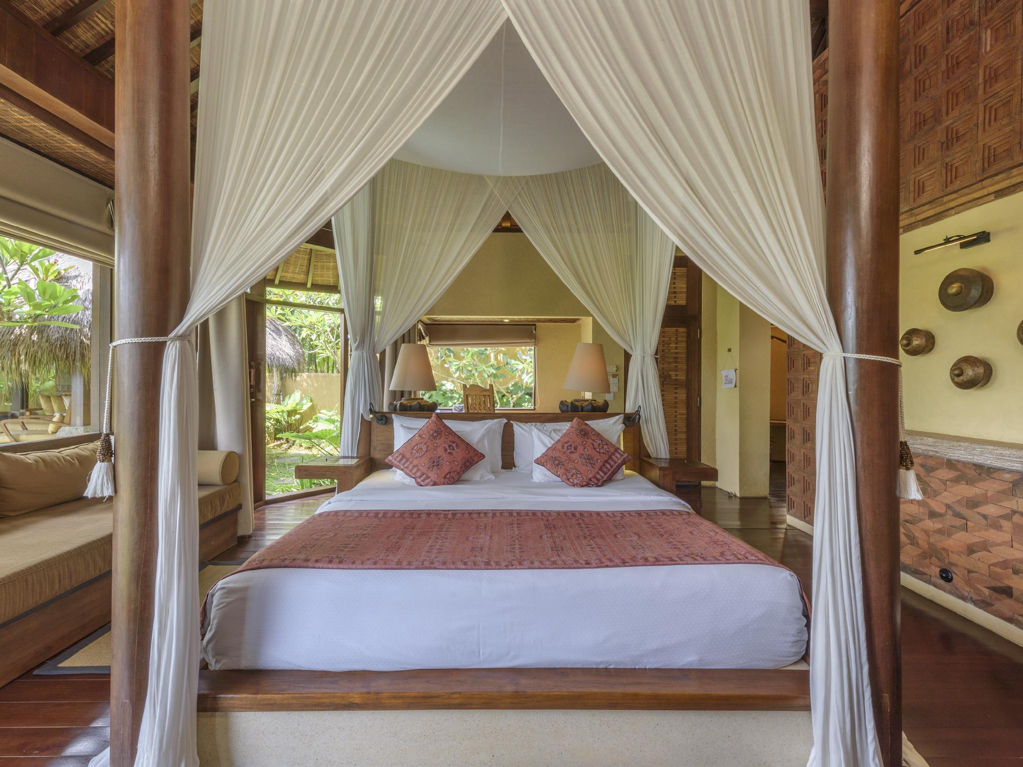 Villa, King Bed, Pool and Ocean View, Sofa