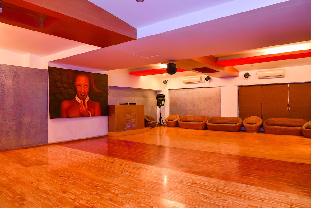 ORRITEL HOTEL 7/36