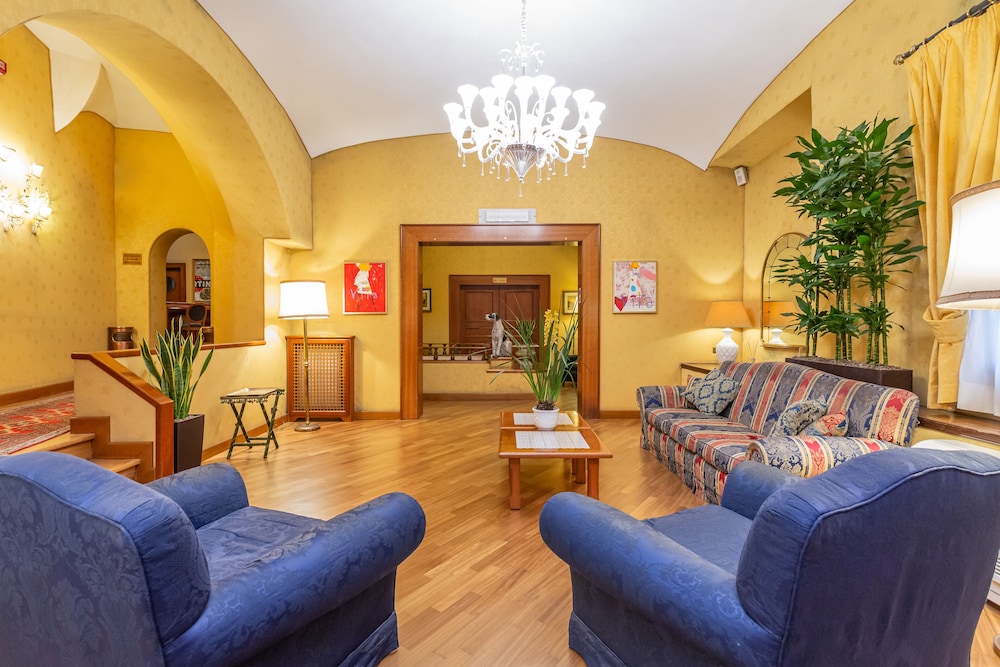 Hotel Medici 28/48