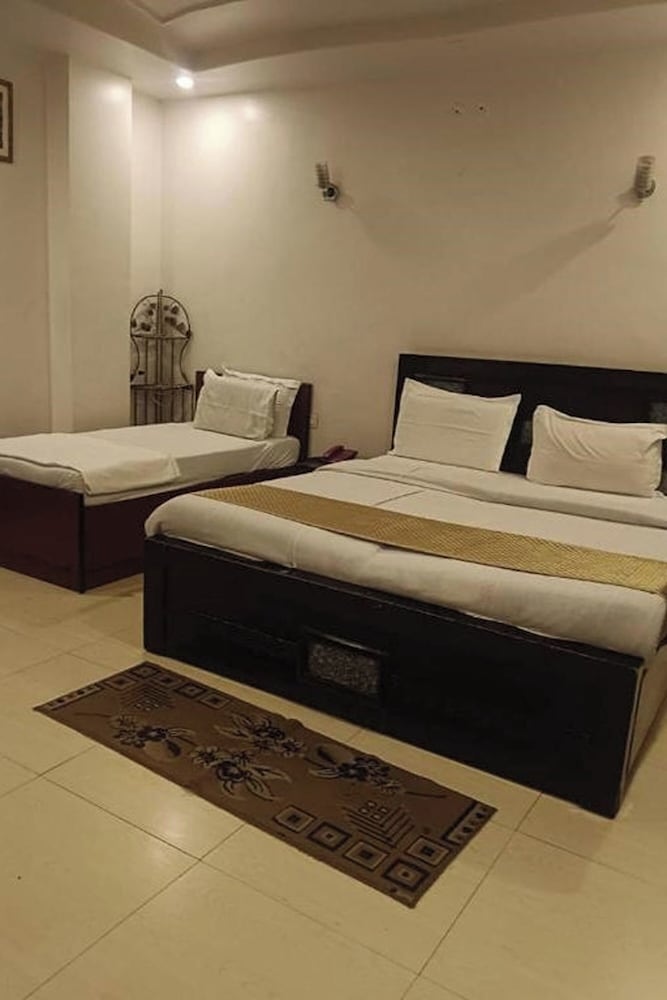 Hotel Jinendra Inn Jaipur 36/48