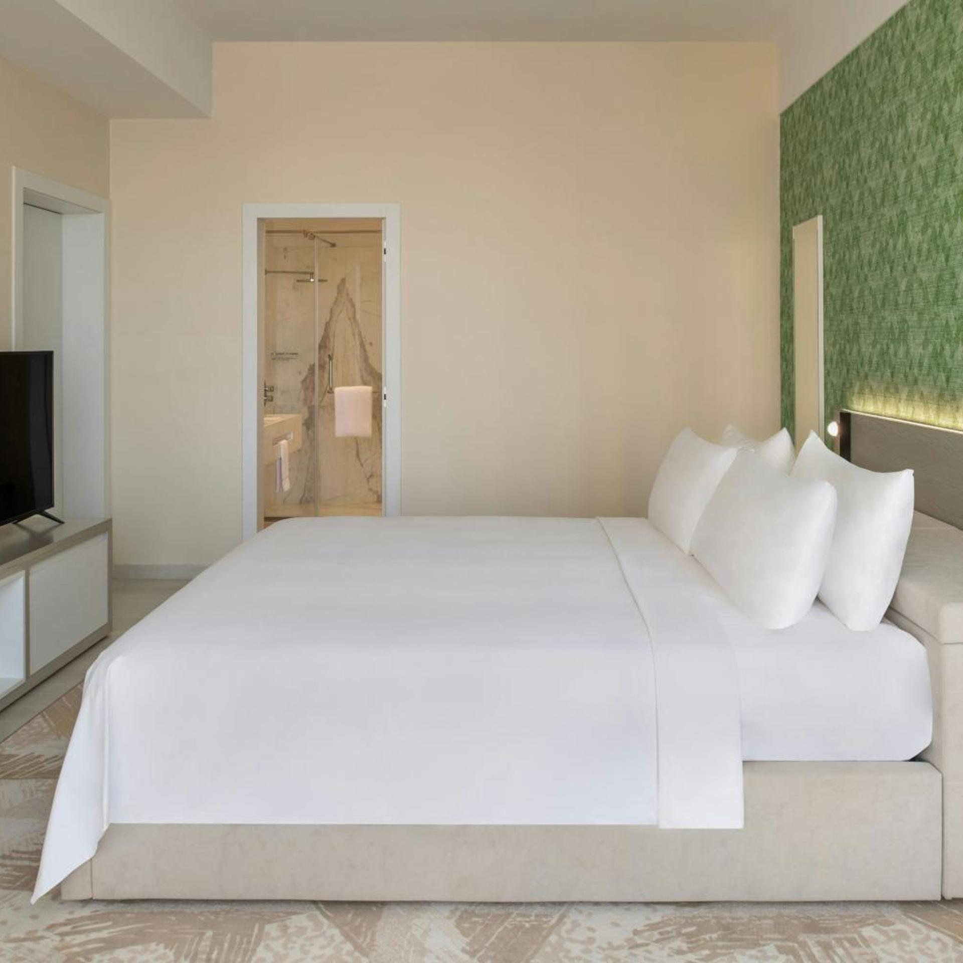 شقة بسرير كينج وسرير كوين بإطلالة على المدينة بغرفتي نوم، Element West Bay Doha 7/10