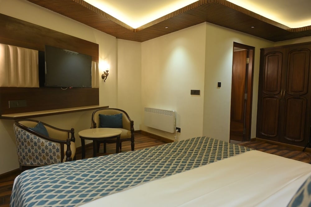 Kufri Holiday Resort 38/50