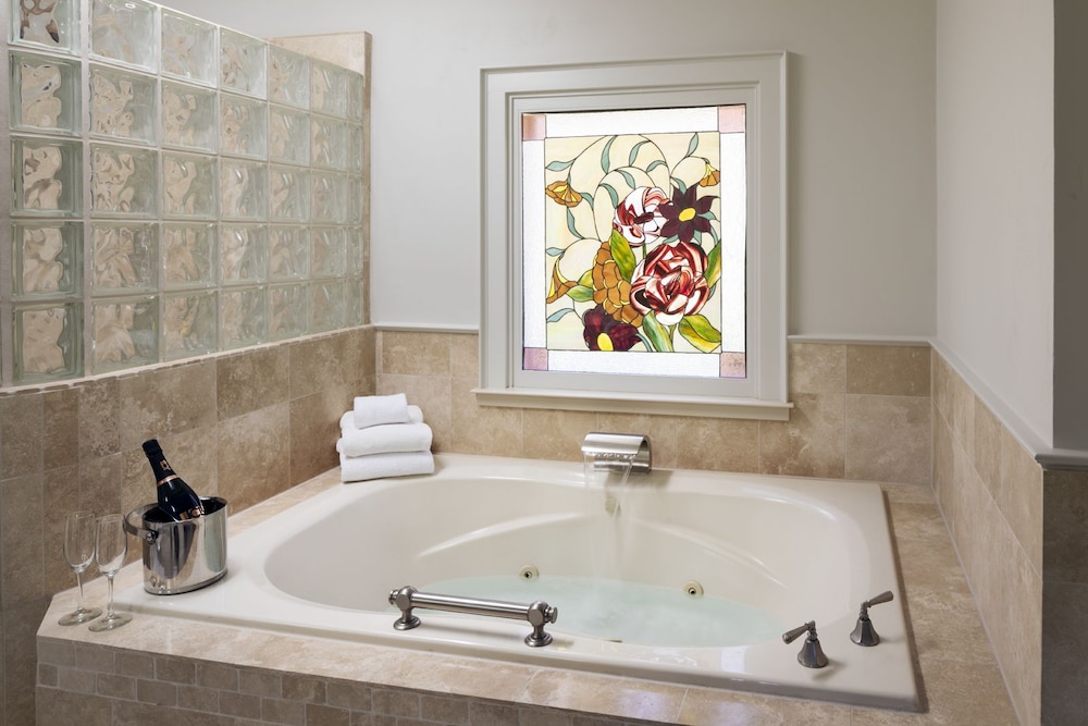 Wine Country Inn 37/74