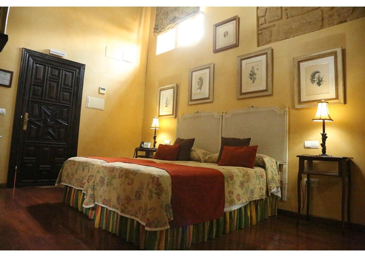 Deluxe, Double Bed, Bathtub