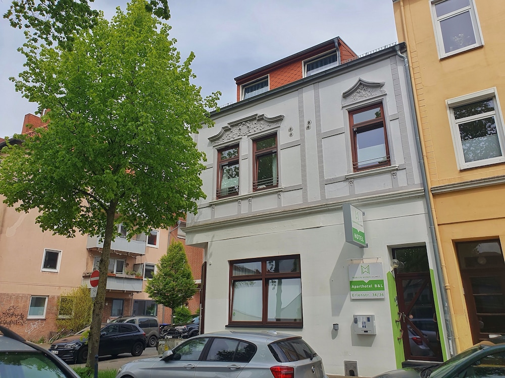 B & L Hostel 2/50