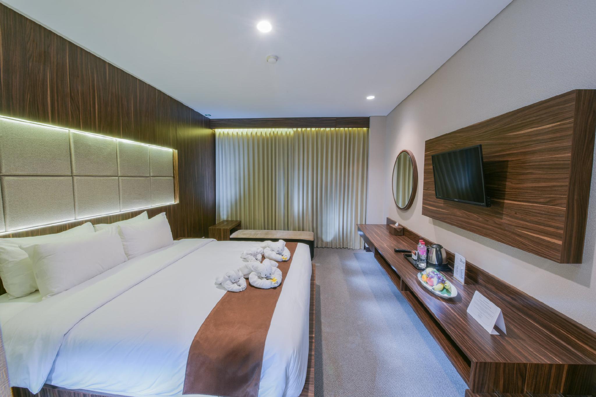 Royal Regantris Cendana 5/23