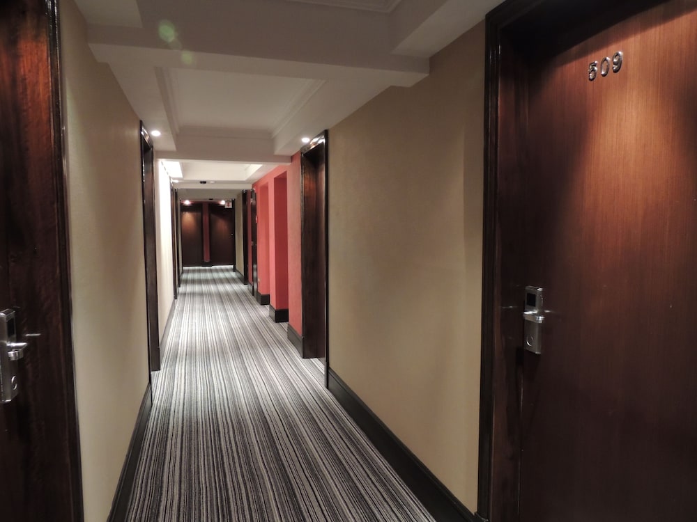 Premium Tower Suites San Luis 31/60