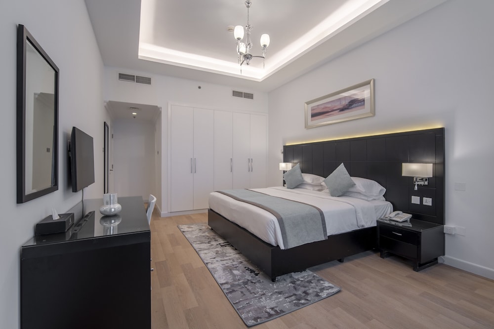 1 Bedroom, Premium, Apartment, King Bed, Balcony